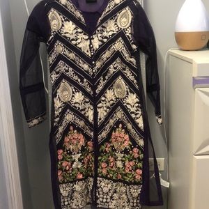 Small Pakistani kurti